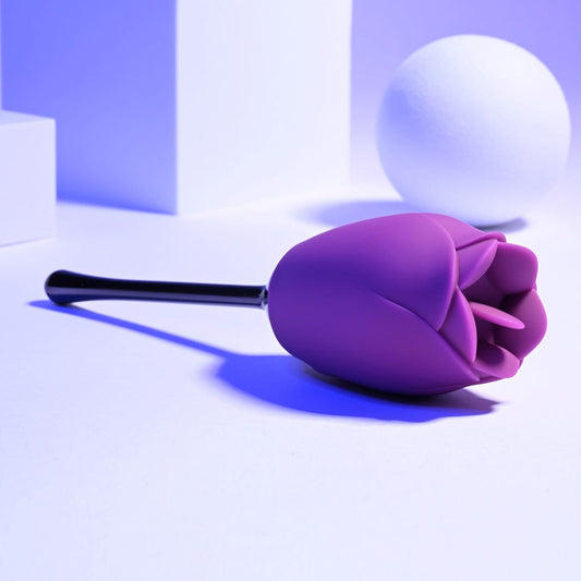 Playboy Pleasure Petal Flicking Clitoral Stimulator