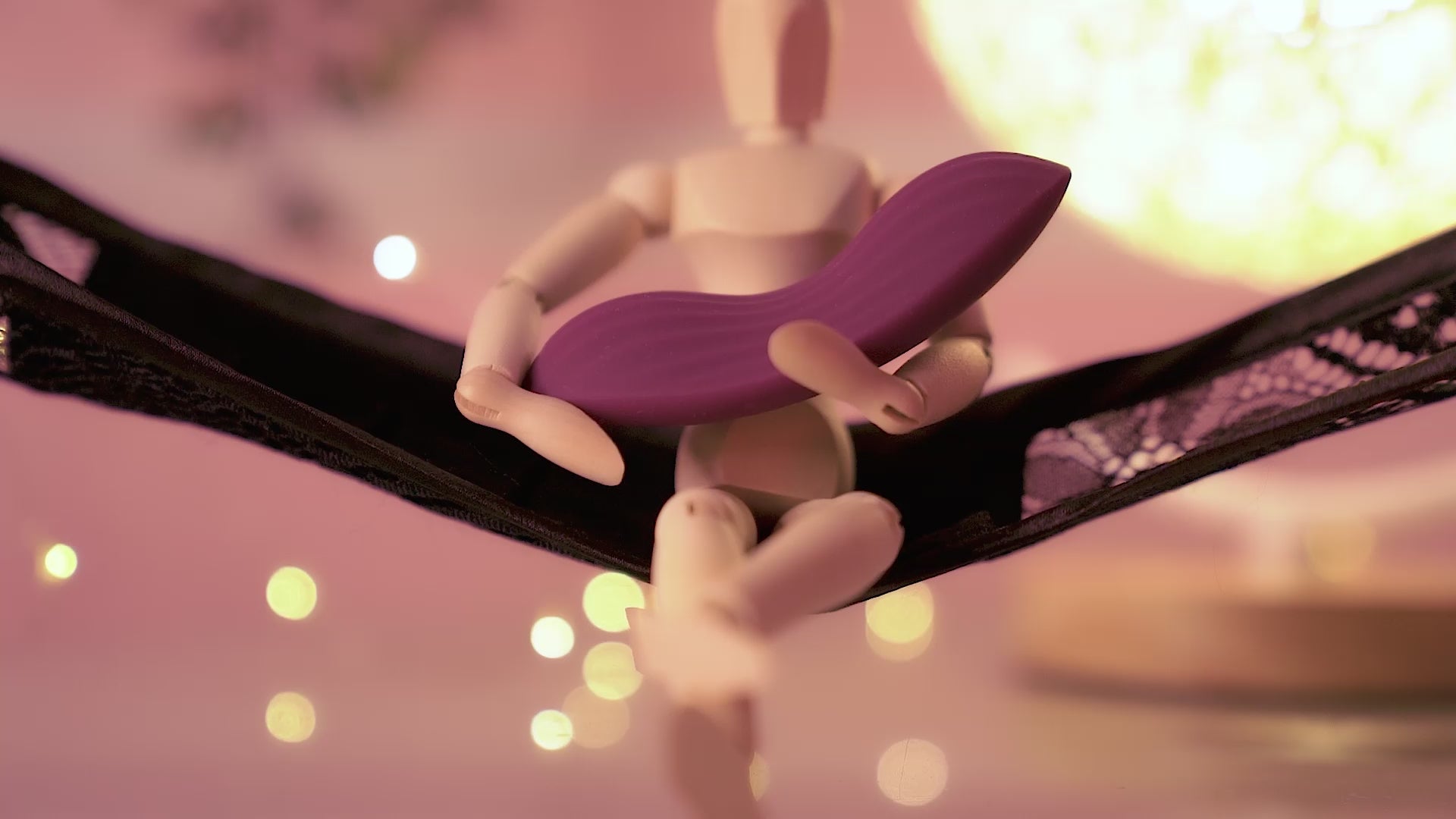 Svakom Edeny App-Controlled Clitoral Stimulator