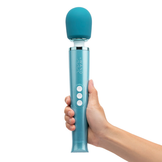 Le Wand Dive Submersible Rechargeable Vibrating Massager